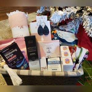 Gift For Woman Beauty and Bath Products